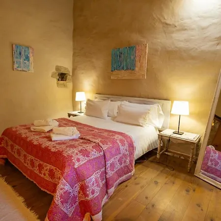 Casa De Pueblo Nyaraló Cantallops