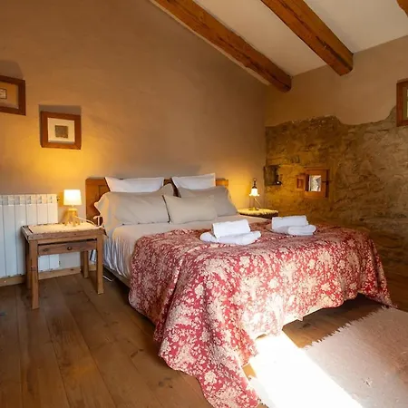 Casa De Pueblo Nyaraló Cantallops